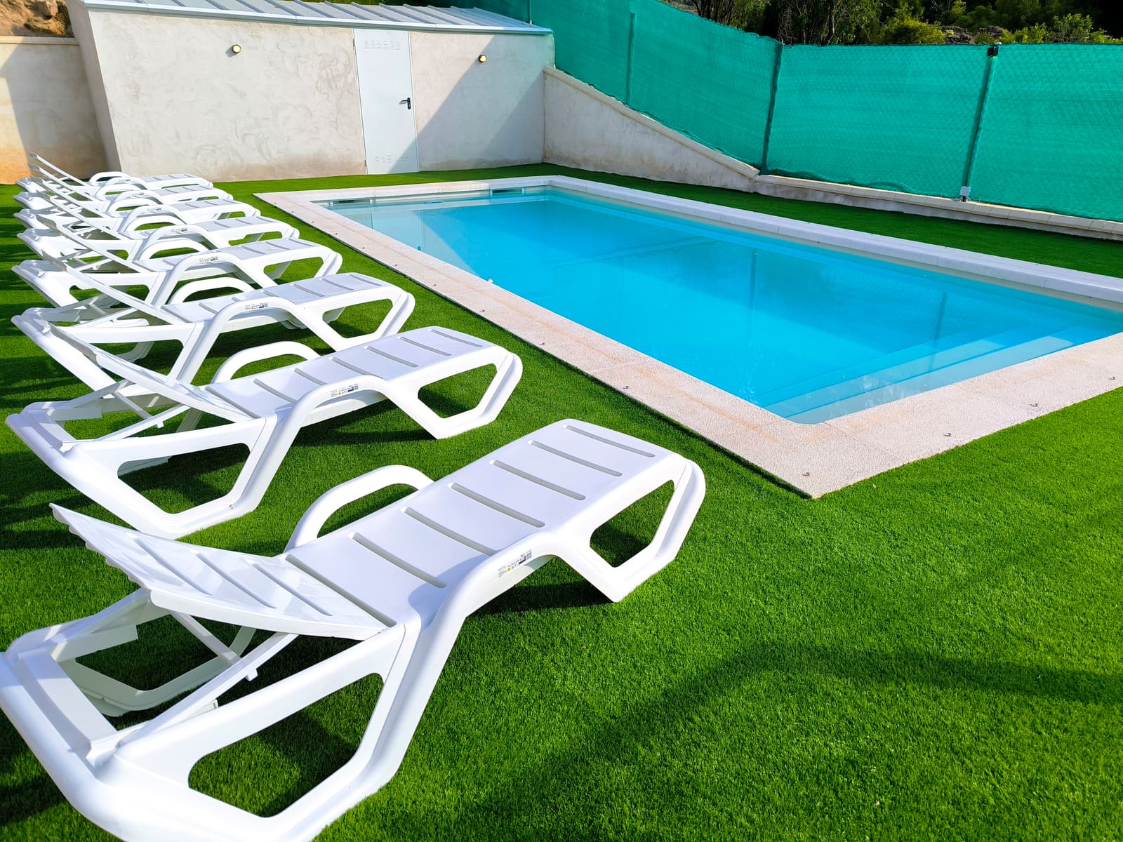 Piscina — casa rural La Huertona de Castroserna (Segovia)