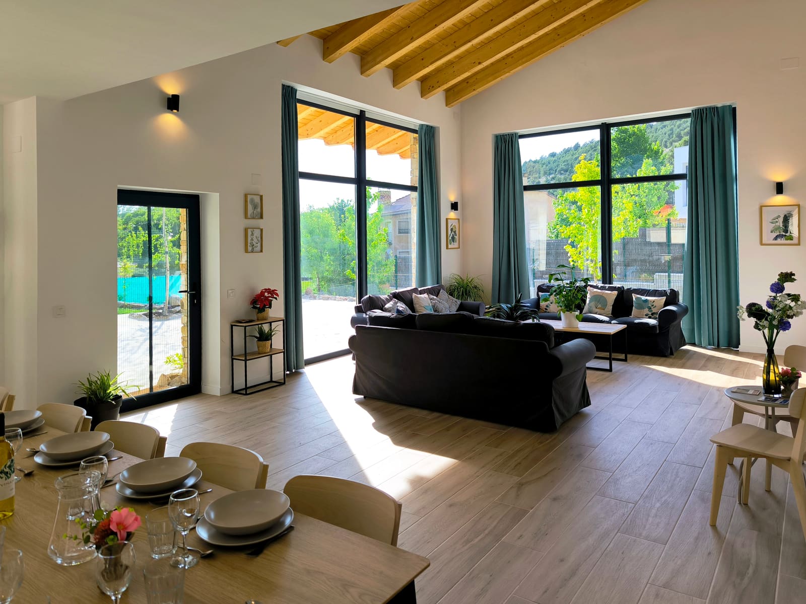 Ventanales salin — casa rural La Huertona de Castroserna (Segovia)